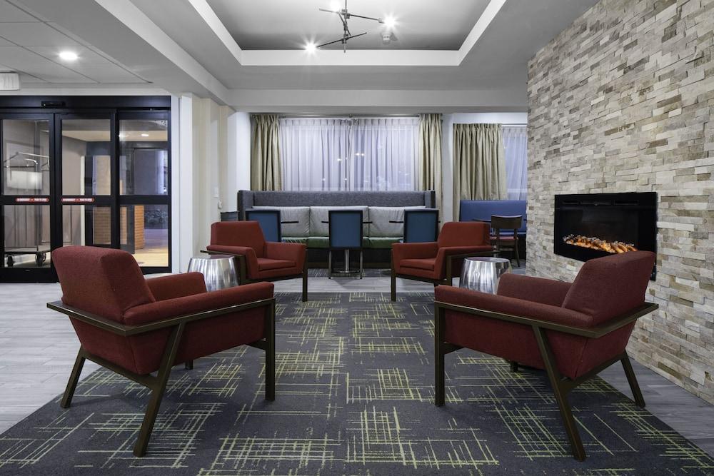 Hotel Hampton By Hilton Concord/bow