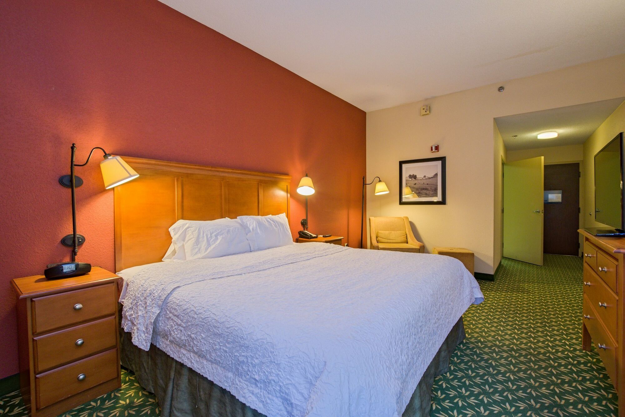 Hampton By Hilton Concord/bow Hotel 3*