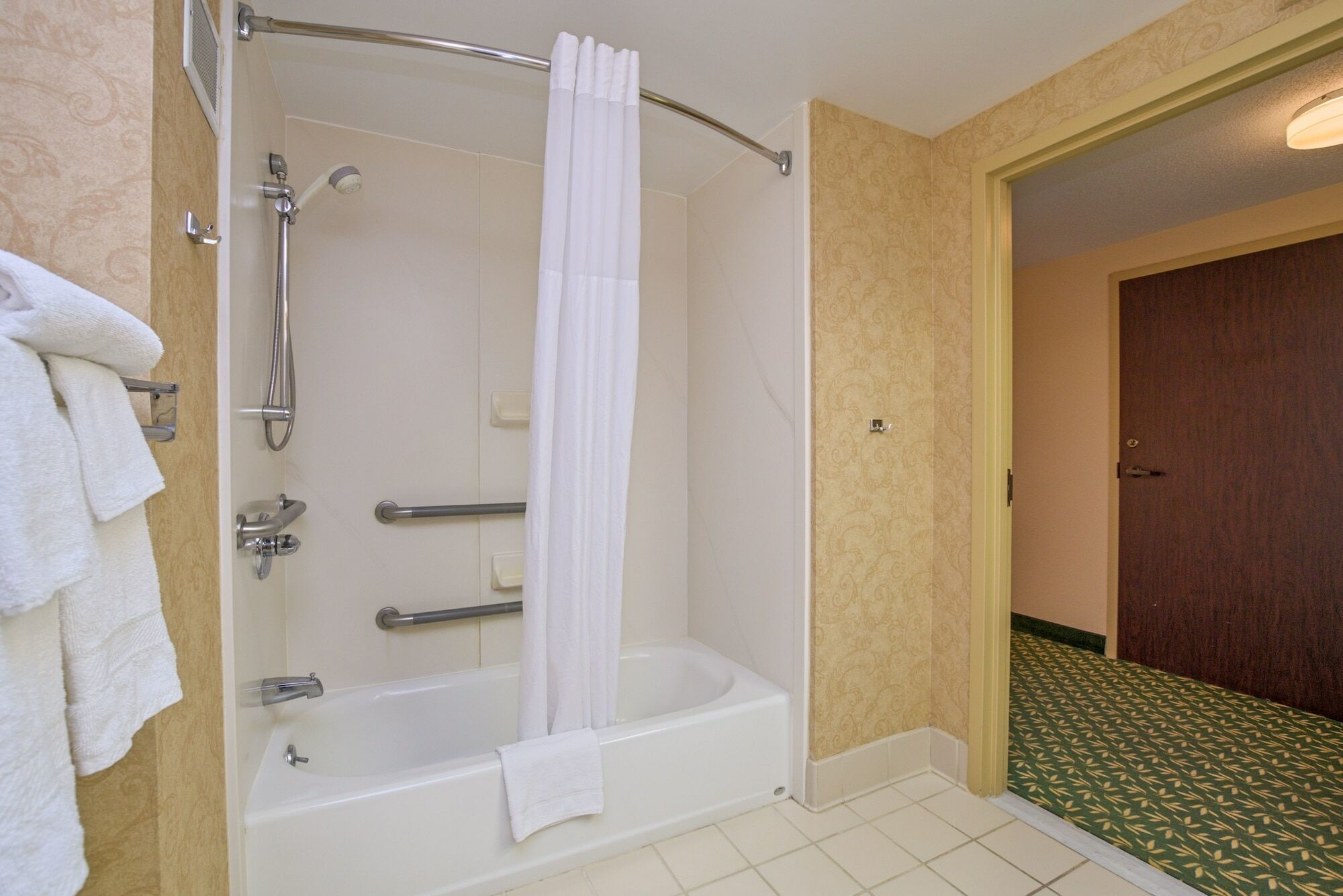 Hampton By Hilton Concord/bow Concord