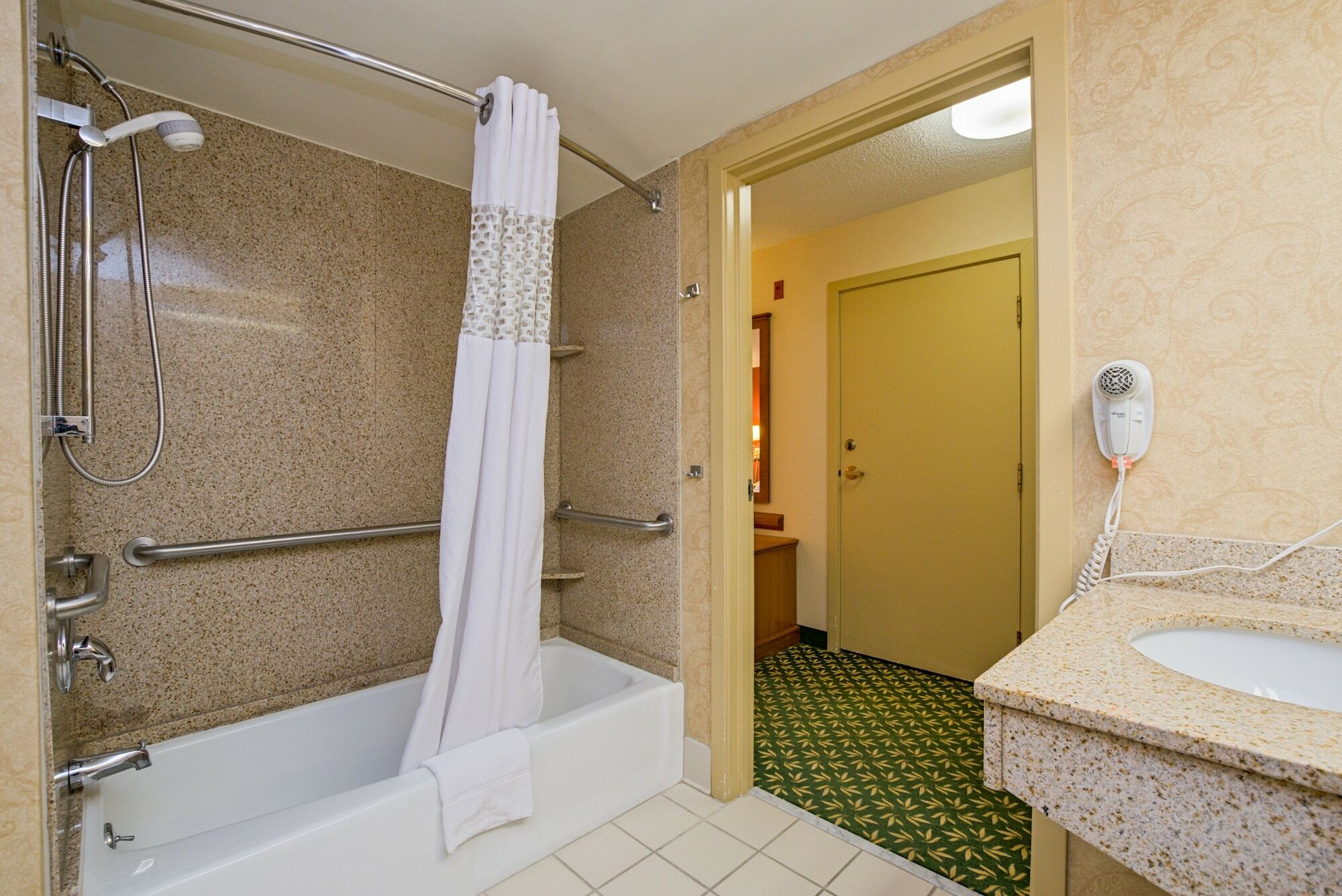 Hampton By Hilton Concord/bow 3* Concord